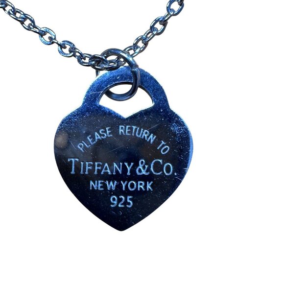 Tiffany & Co. 925 sterling silver heart tag charm and 18 KGP necklace 18" chain - Picture 2 of 7